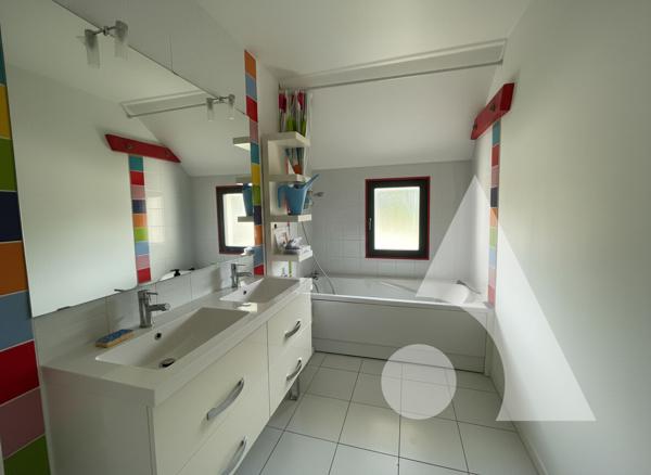 Maison 6 pièces 220.71 m2