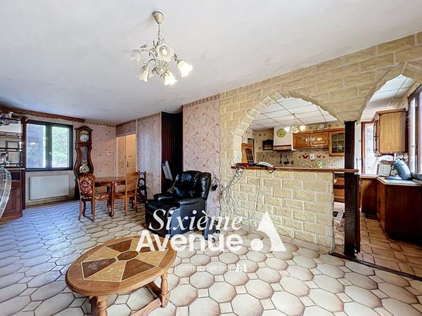 Maison 5 pièces 93.77 m2