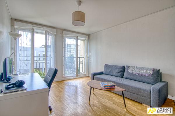 Issy Les Moulineaux Appartement 2 pièce(s) de 48.50 m² carrez €499 000 ** - Référence 21560