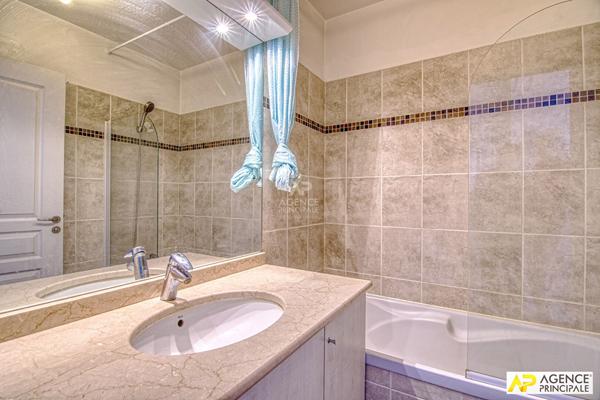 Issy Les Moulineaux Appartement 2 pièce(s) de 48.50 m² carrez €499 000 ** - Référence 21560