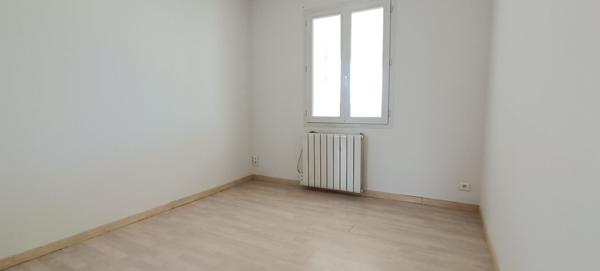 MAISON SUR ECHILLAIS 4 CHAMBRES