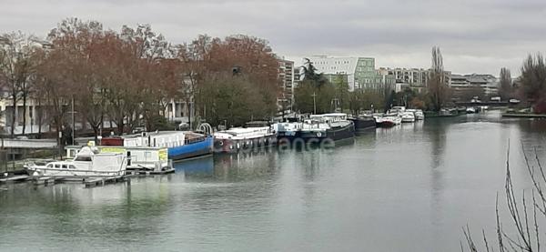 Coup de cœur : Péniche d’habitation tout confort – Votre futur cocon sur l'eau