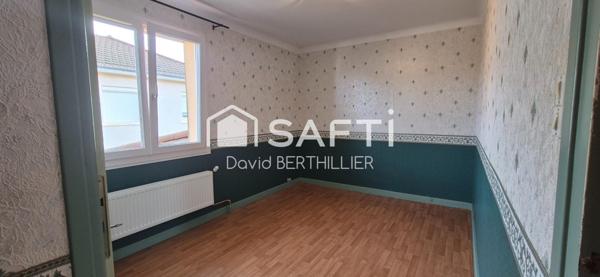 Maison classé C à Saint Denis Les Bourg proche de la gare