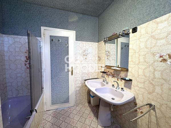 MAISON À VENDRE DE 5 PIÈCES DE 125,00 M²