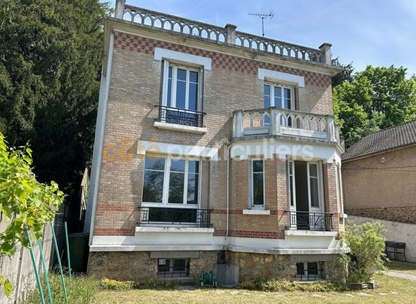 Vente
                Maison102,13 m² - 5 Pièces -
                    VILLENEUVE SAINT GEORGES (94190)