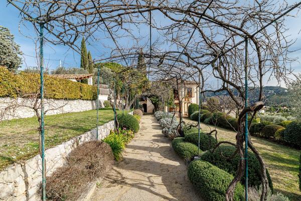 Vente Bastide Nice 5 Pièces 230 m²