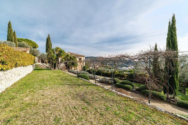 Vente Bastide Nice 5 Pièces 230 m²