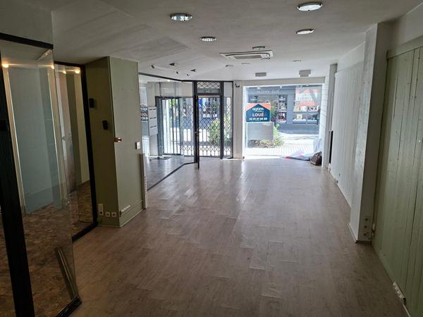 Local commercial La Roche Sur Yon 135 m2 , La roche sur yon