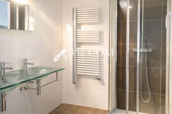 Maison 7 pièce(s) 4 chambre(s) 169 m²