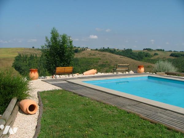 17kms AURIGNAC, grande maison 517m² idéal chambres d'hôtes, piscine sauna sur 12ha prix 890.000 €