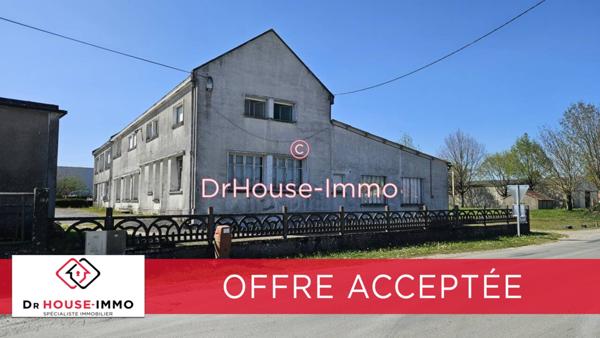 Immeuble à vendre 15 pièces de 366 m²