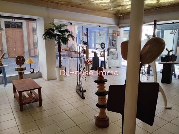 Immeuble à vendre 14 pièces de 380 m²