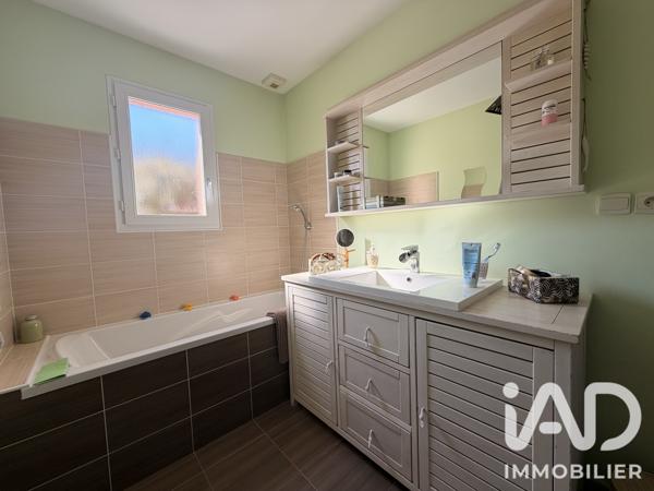 Maison à vendre 6 pièces 120 m² Guécélard