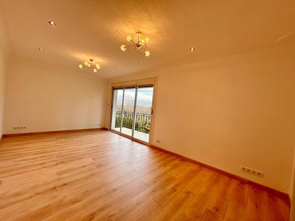 A VENDRE maison type 6, 143m², secteur CHAMPCEVINEL 24750