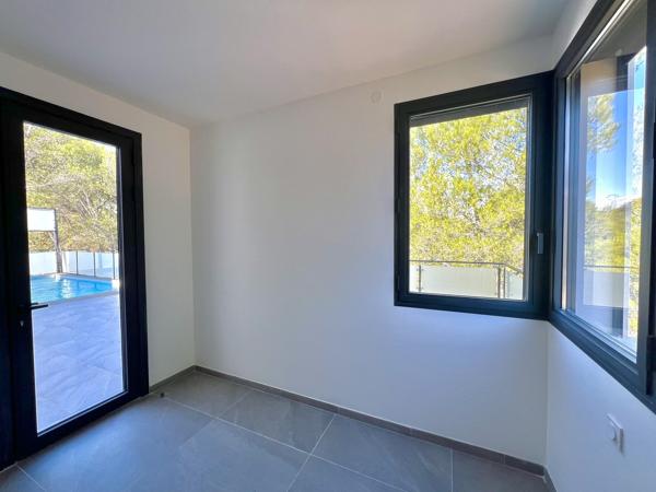 Beaucaire (30300) Villa Contemporaine de 2024 - Vue Panoramique exceptionnelle