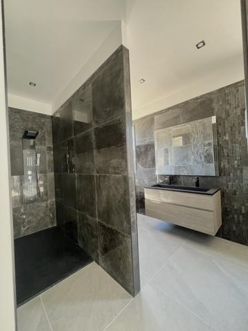 Beaucaire (30300) Villa Contemporaine de 2024 - Vue Panoramique exceptionnelle