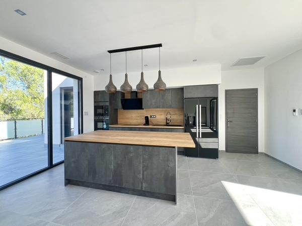 Beaucaire (30300) Villa Contemporaine de 2024 - Vue Panoramique exceptionnelle