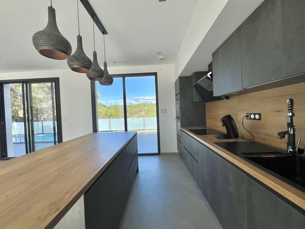 Beaucaire (30300) Villa Contemporaine de 2024 - Vue Panoramique exceptionnelle