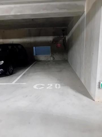 Parking / Box à louer à Chambéry (73000)