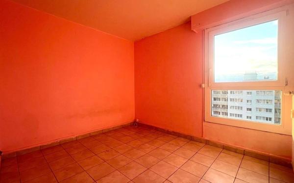 Appartement à vendre    4 pièces • 85,77 m2 Évry