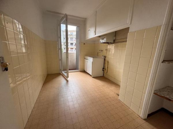 Appartement Marseille T3 pièce(s) 65 m2 quartier Longchamp