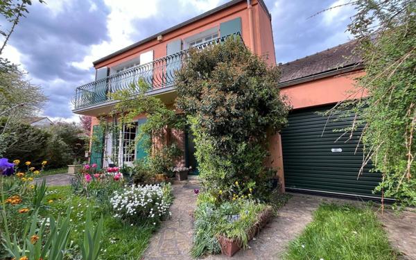 Maison à vendre    5 pièces • 120 m2 Rambouillet