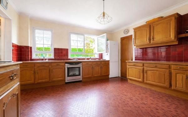 Maison à vendre    5 pièces • 120 m2 Rambouillet