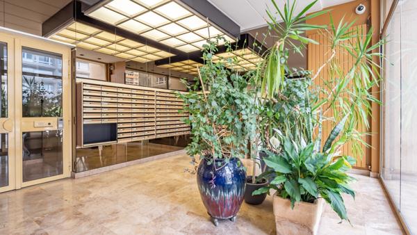 Vente Paris XIII « Rue JAVELOT » TOUR ATHENES