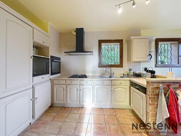 Maison de charme au coeur d'une oliveraie, calme absolu et panorama d'exception