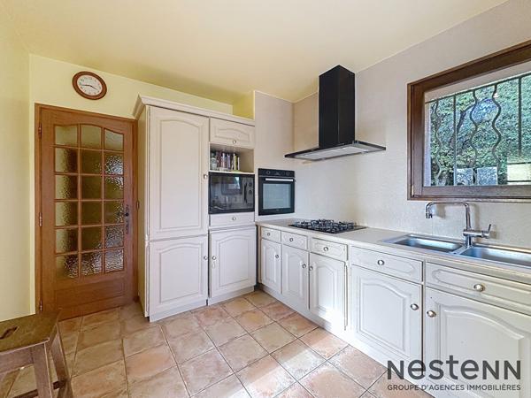 Maison de charme au coeur d'une oliveraie, calme absolu et panorama d'exception