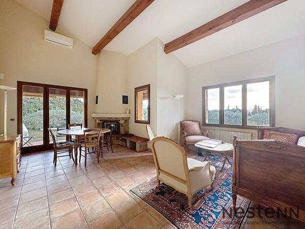 Maison de charme au coeur d'une oliveraie, calme absolu et panorama d'exception