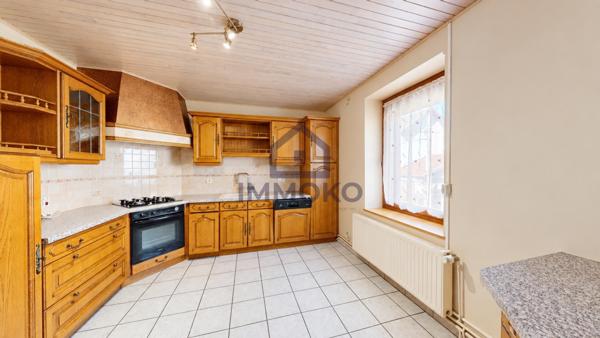 Charmante maison mitoyenne F4 avec garage et jardin à Mandeure Maison F4 mitoyenne - 88 m² - Jardin & Garage