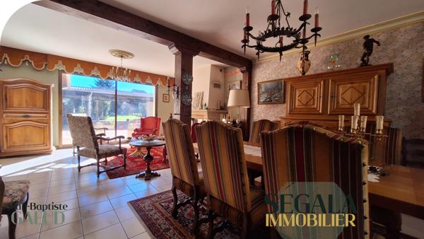Maison spacieuse avec atelier indépendant et jardin clos, à pied des commodités
