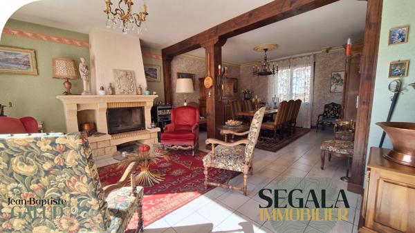 Maison spacieuse avec atelier indépendant et jardin clos, à pied des commodités