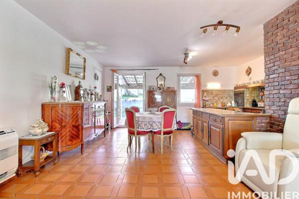 Maison à vendre 4 pièces 91 m² Gignac-la-Nerthe