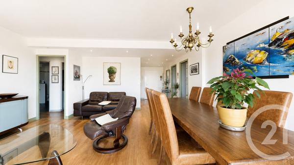 Appartement T5 à vendre  5 pièces - 111,35 m 2   BIARRITZ  - 64