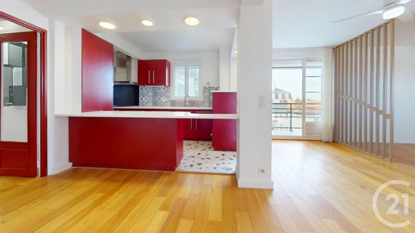 Appartement T5 à vendre  5 pièces - 111,35 m 2   BIARRITZ  - 64