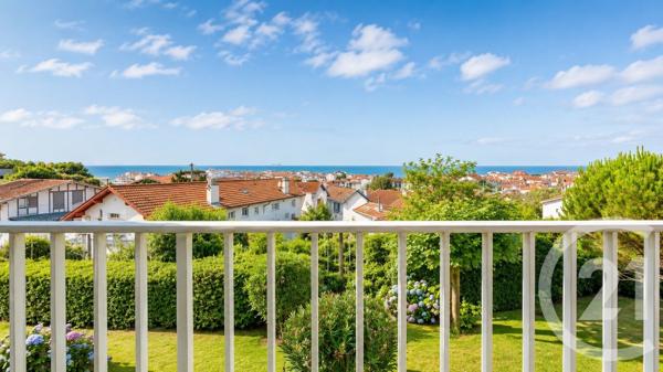 Appartement T5 à vendre  5 pièces - 111,35 m 2   BIARRITZ  - 64