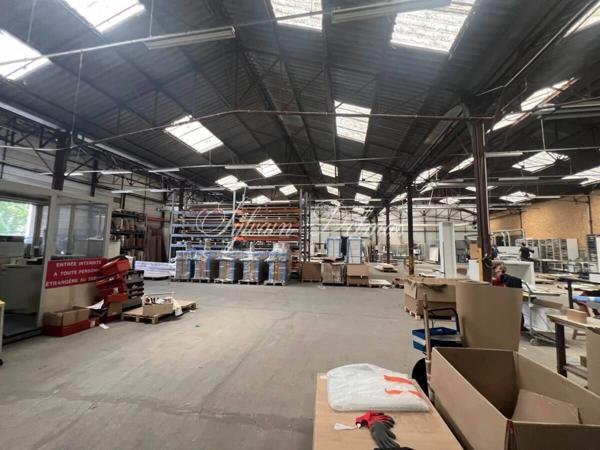 Locaux industriels et bureaux à vendre proche de AMBOISE (37)