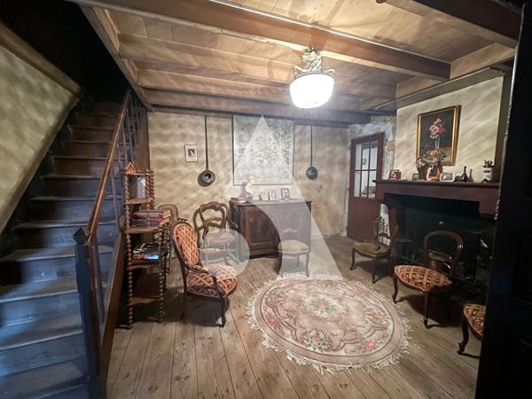 Maison 9 pièces 254.9 m2