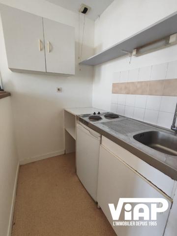 GRAND T1 DE 53 m² PROCHE DENIS DUSSOUBS , Limoges