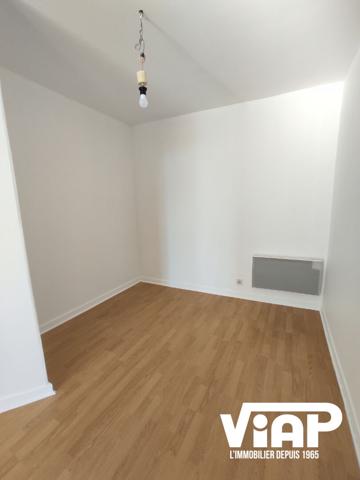 GRAND T1 DE 53 m² PROCHE DENIS DUSSOUBS , Limoges