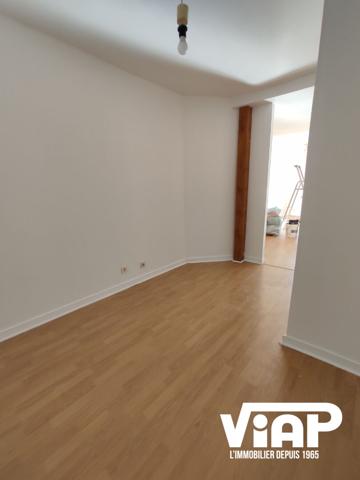 GRAND T1 DE 53 m² PROCHE DENIS DUSSOUBS , Limoges