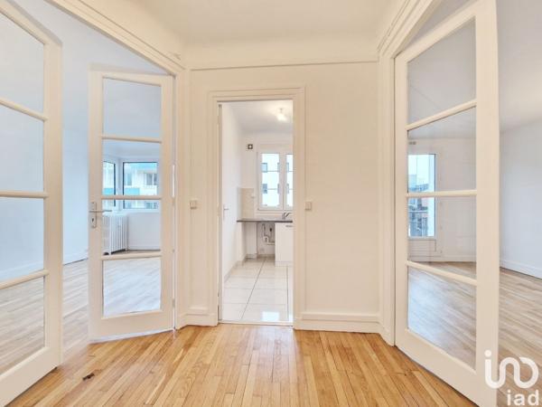 Appartement 3 pièces de 57 m² à Paris (75020)