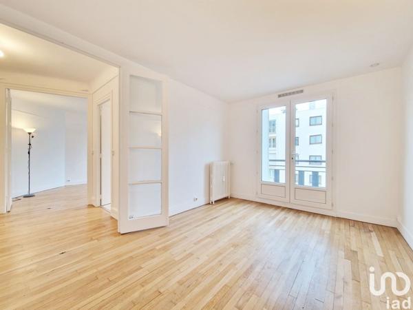 Appartement 3 pièces de 57 m² à Paris (75020)