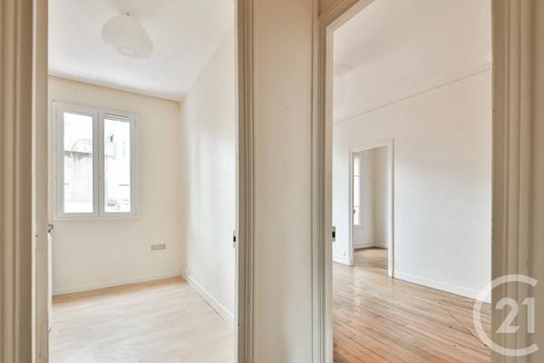 Appartement F2 à vendre  2 pièces - 31,42 m 2   PUTEAUX  - 92