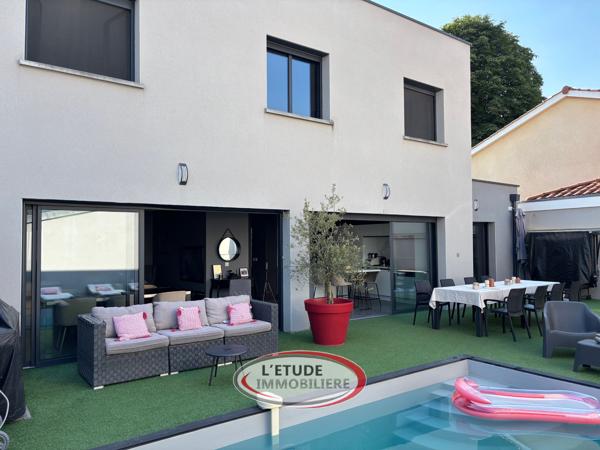 Maison de 2020 avec 3 suites parentales et piscine
