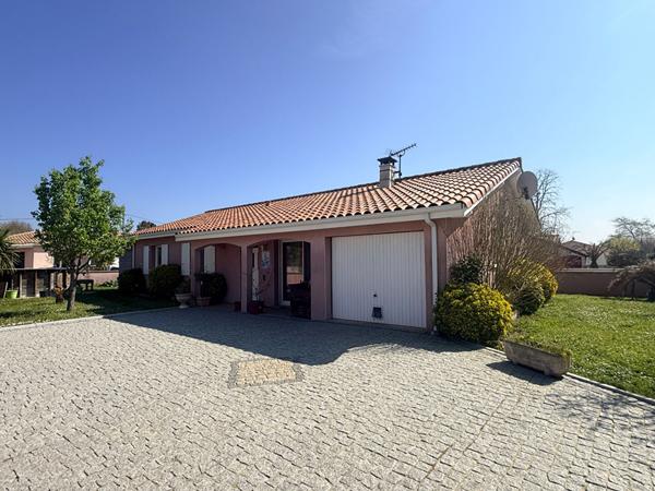 Maison 5 pièces à vendre à Josse - 339 200 €