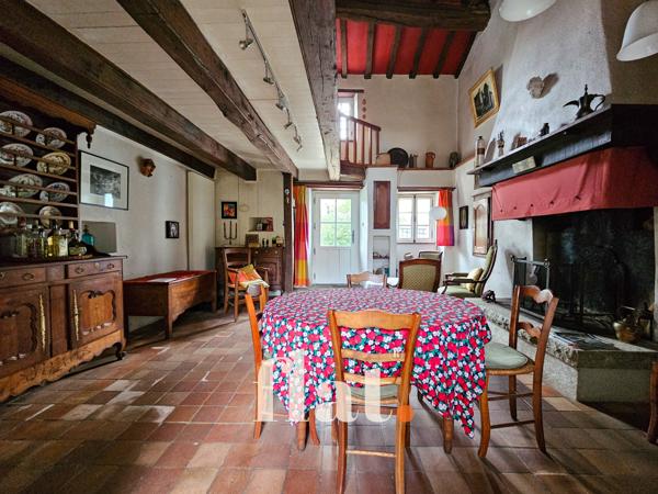 pont saint martin - centre ville - maison de 122 m2 - 2 chambres + 1 mezzanine, - vue sur la nature - stationn