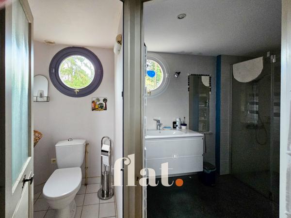 pont saint martin - centre ville - maison de 122 m2 - 2 chambres + 1 mezzanine, - vue sur la nature - stationn